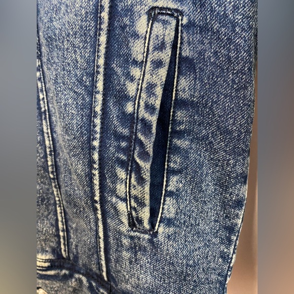 Vintage Superdry Men’s Size Large Distressed Jean Jacket Lined Sherpa Body Coat - Picture 3 of 12